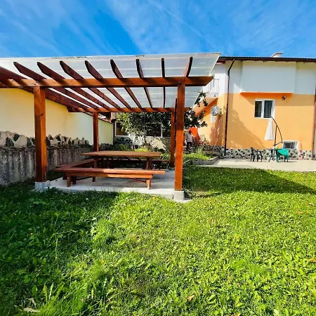Bebalkan Guest house *